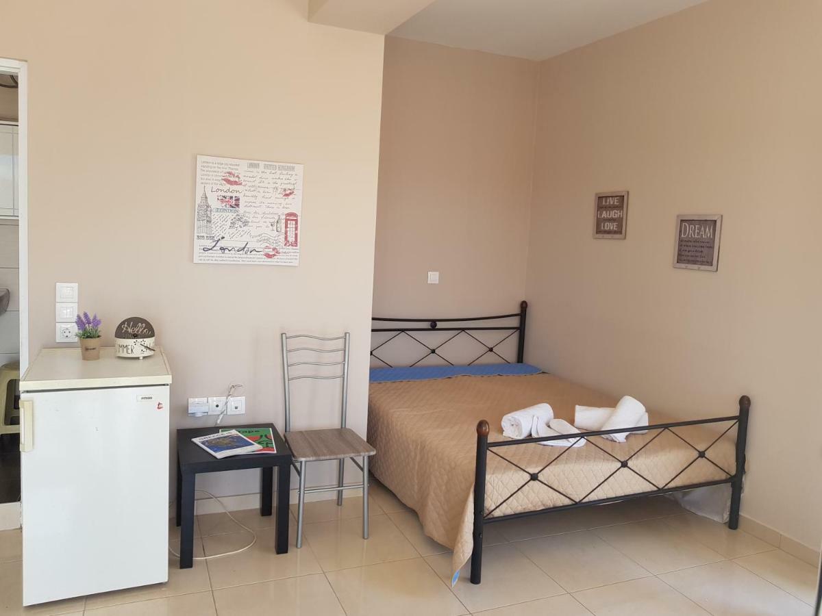 Butterfly Apartment Kalamata Luaran gambar