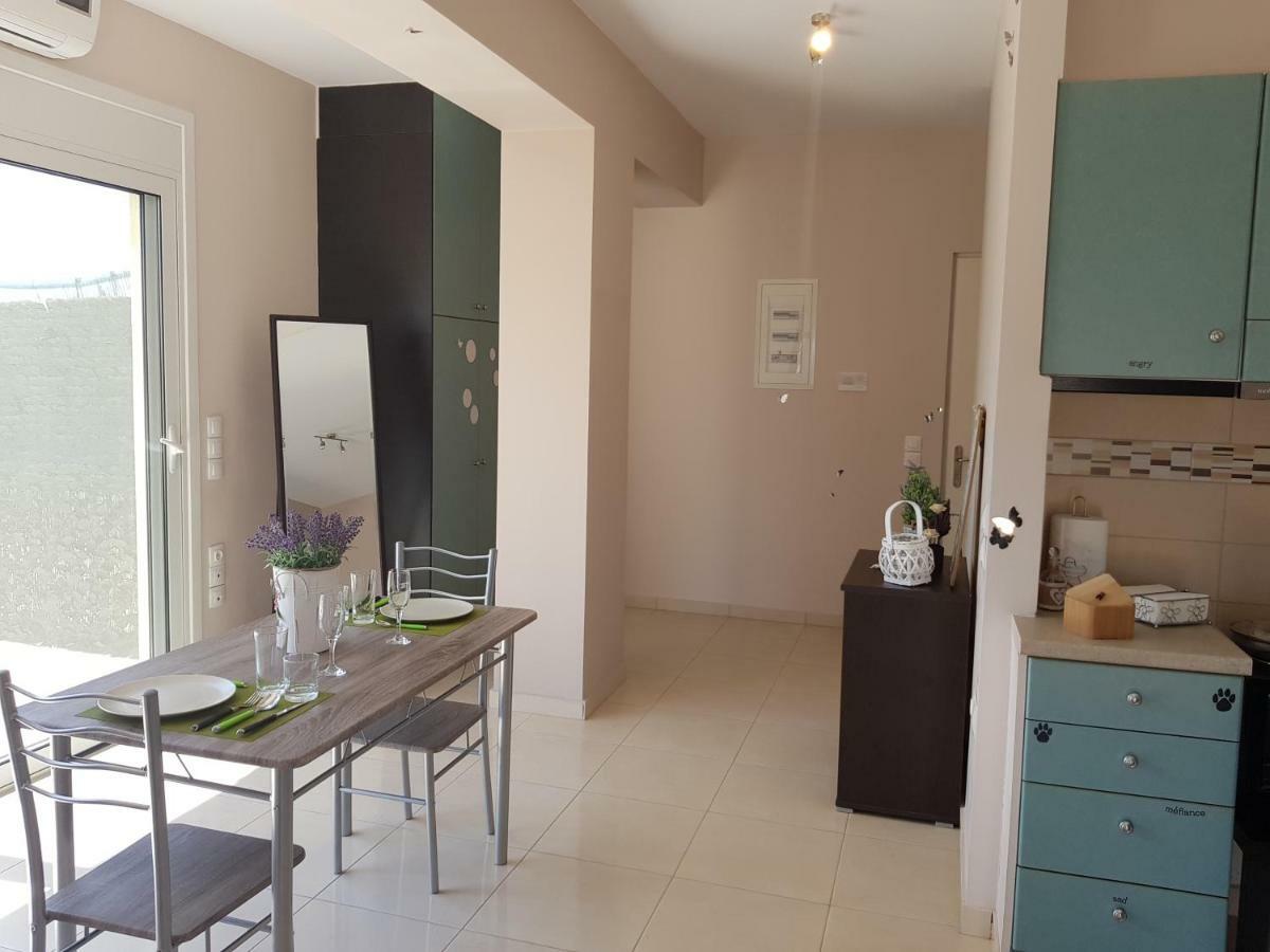 Butterfly Apartment Kalamata Luaran gambar