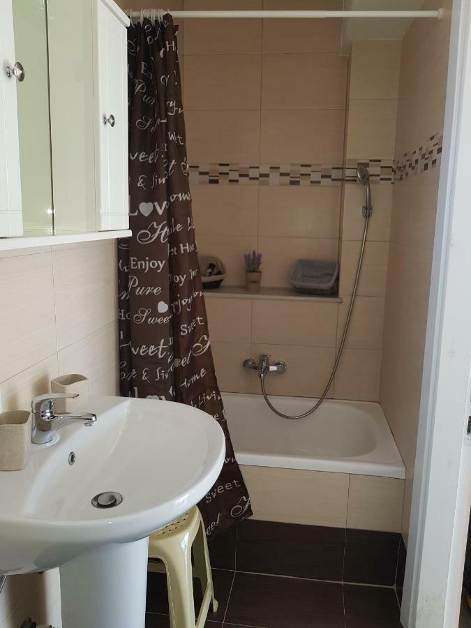 Butterfly Apartment Kalamata Luaran gambar